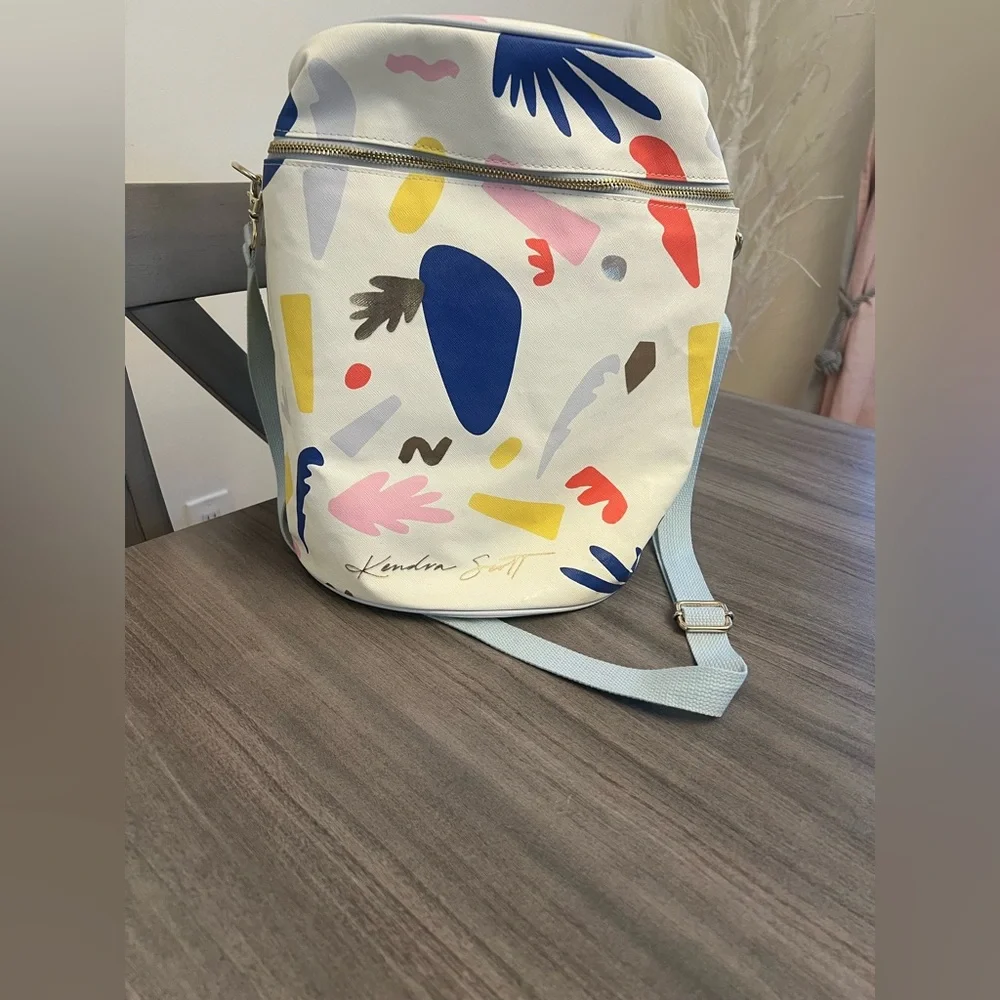 Kendra Scott Insulated Cooler Bag. Multicolor. Used - Picture 10 of 11